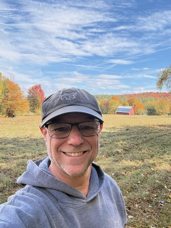 Peter selfie in front of that same barn and vista.
